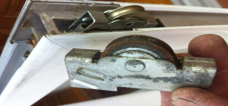 screen door roller repair in Napa